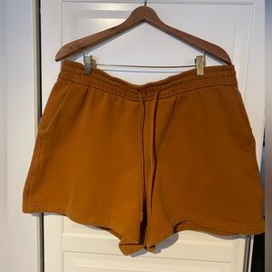 Lululemon Loungeful High-Rise Short 4" Butternut Brown Sz 16